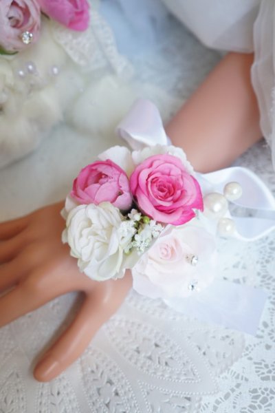 画像6: newファーかごバックブーケ　ミッキー（ミニー）薔薇、後ろは大き目リボン　アーティフィシャルフラワー2　デザイン違い　色違い可　キャンペーン価格&リストレットプレゼント