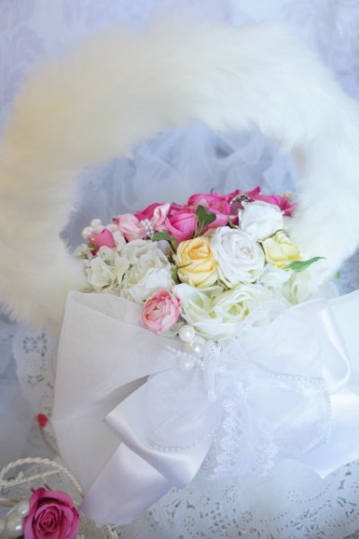 画像5: newファーかごバックブーケ　ミッキー（ミニー）薔薇、後ろは大き目リボン　アーティフィシャルフラワー2　デザイン違い　色違い可　キャンペーン価格&リストレットプレゼント