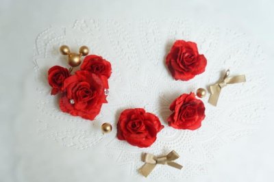 画像2: ヘッドドレス　セット　ベル赤の薔薇　プラスアクセ　パール付き