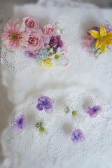ヘッドドレス  ミッキーシェイプ薔薇＋魔法の花イメージゆり付き　ガーベラ　ミニ薔薇　アジサイ　小花　セットアーティフィシャルフラワー