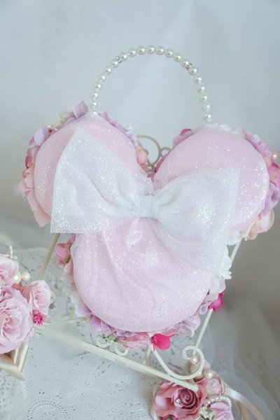 画像5: ミニーバックブーケ半球タイプ　ケスワロ　横幅約27cm　ホワイト＆ピンク　アーティフィシャルフラワー　リストレットプレゼント付き　色違い可