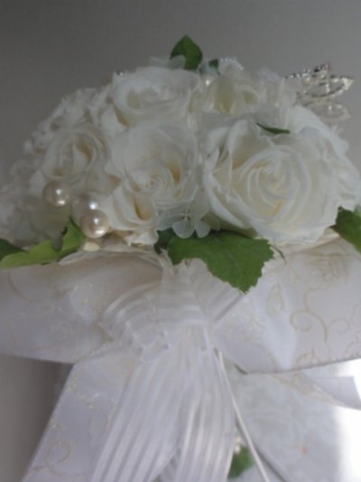 画像1: ラウンドブーケ　スワロ　クリスタルティアラ　オフホワイト幅(花のみ）２２cm色違い可