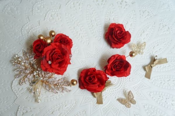 画像1: ヘッドドレス　セット　ベル赤の薔薇　プラスアクセ　パール付き (1)