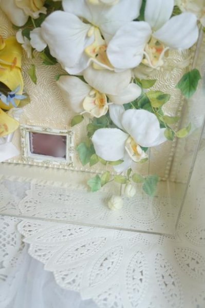 画像5: ブーケ２点などミニチュア化　リメイク　 アクリルフレーム３８×３９ (5)