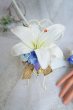 画像4: キャスケードブーケ　アーティフィシャルフラワー　ミキミニ　カサブランカ７輪　モクバラメリボン　幅（花のみ）28-30cm　　色違い可　 (4)